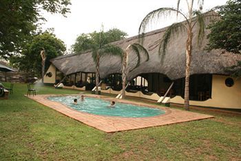 Adventure Lodge Victoria Falls Exterior foto